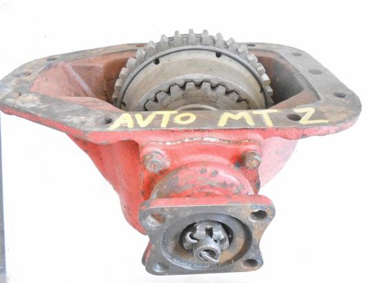 Boitier enclenchement pont avant tracteur avto mtz 50 52