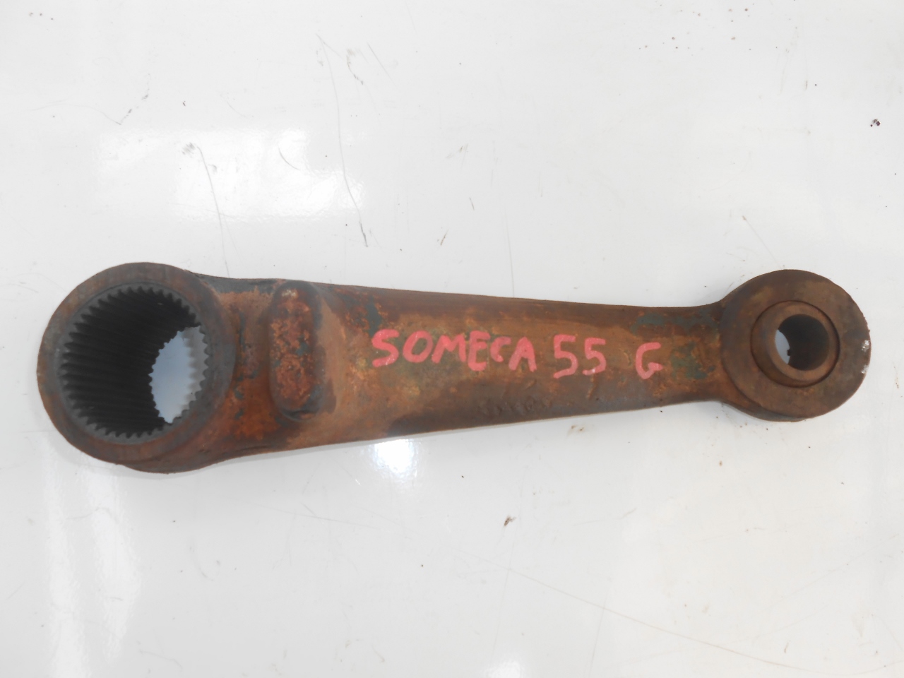 Bras gauche superieur de relevage tracteur someca 55