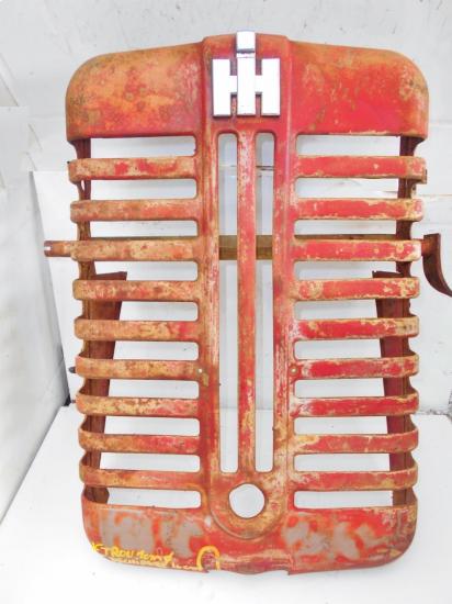 Calandre mc cormick tracteur d217 d 217