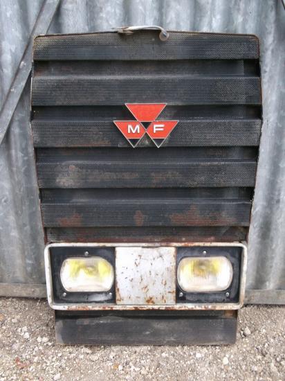 Calandre tracteur massey ferguson mf 595