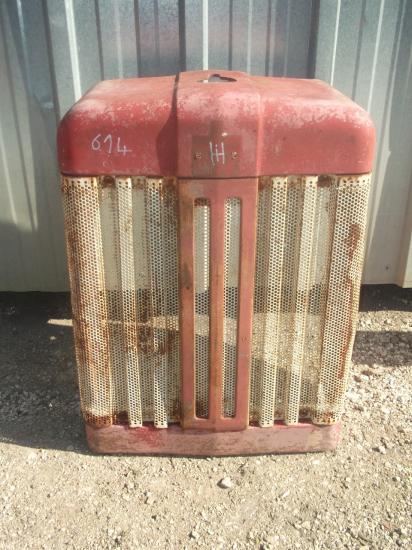 Calandre tracteur mc cormick 614 international ih