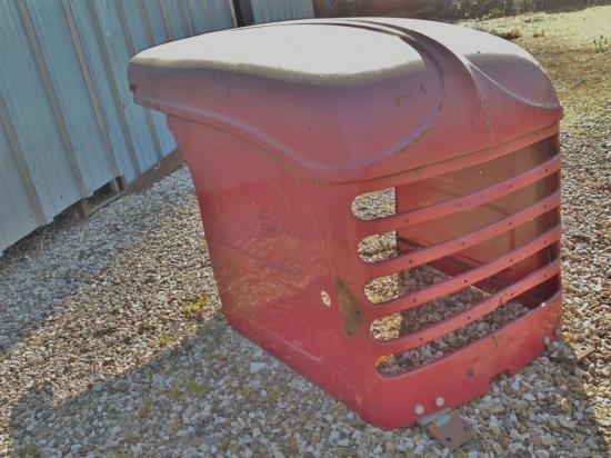 Capot moteur tracteur renault d30