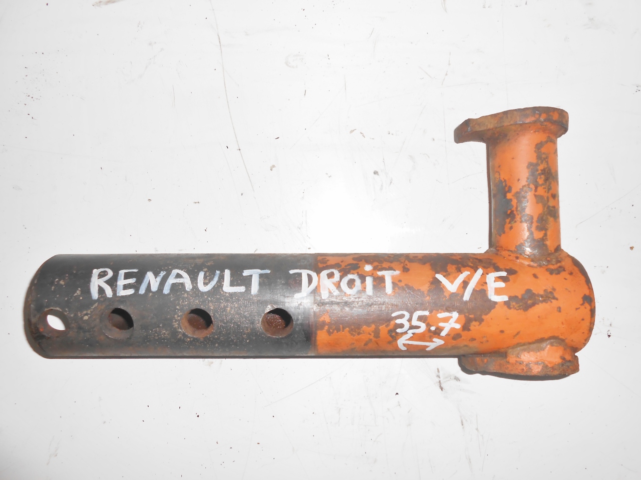 Demi train avant droit tracteur renault verger vigneron d22 d30 d35 n70 n71 n72 super 5 6 7