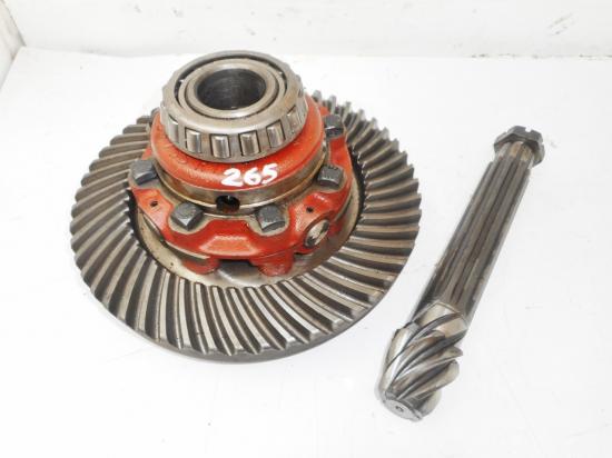 Differentiel couple conique pignon attaque piece tracteur mc cormick utility farmall