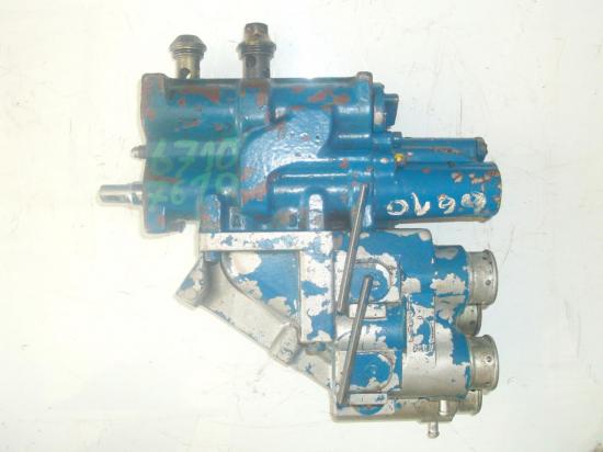 distributeur-hydraulique-ford-6610-6710.jpg