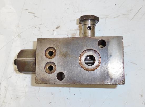 Distributeur hydraulique john deere 310 510 710