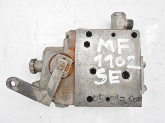 Distributeur hydraulique tracteur massey ferguson 1102