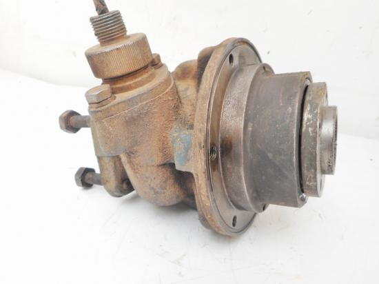 Entrainement support de pompe injection tracteur someca fiat