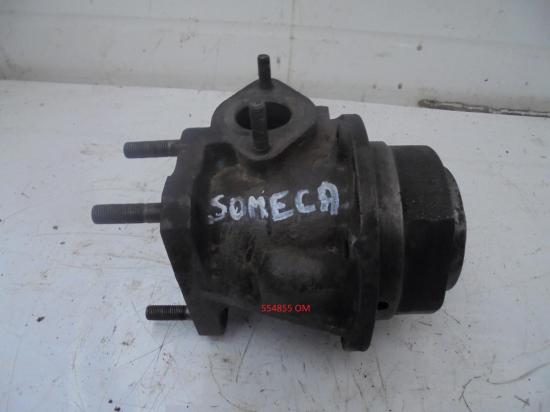 Entrainement support de pompe injection tracteur someca fiat 40 55 511 615 715