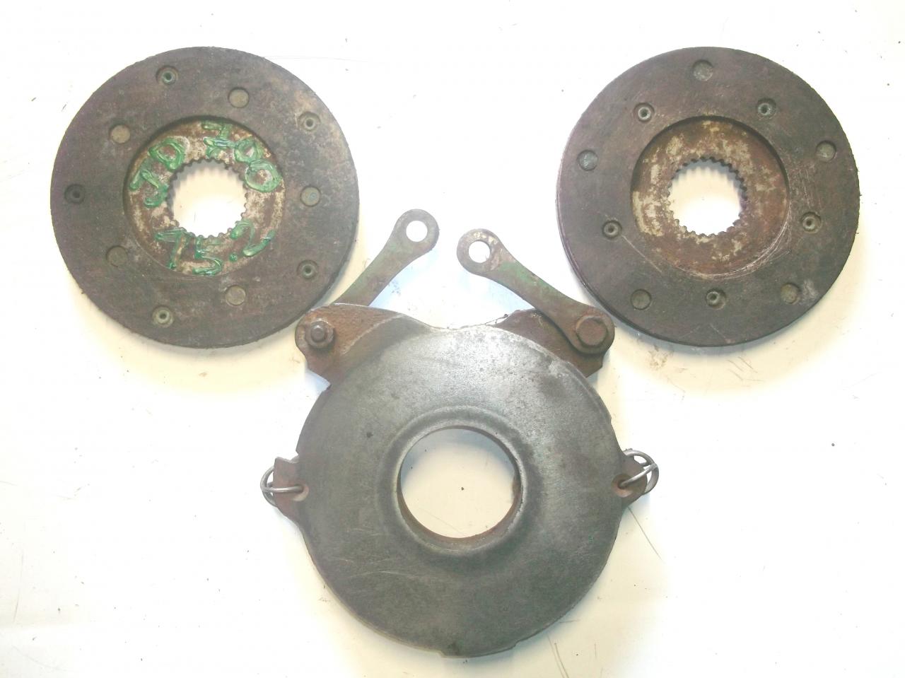 frein-tracteur-john-deere-700-disques-15-2cm.jpg