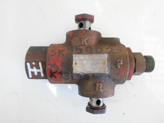 Limiteur de pression hydraulique tracteur ih international 955 1055