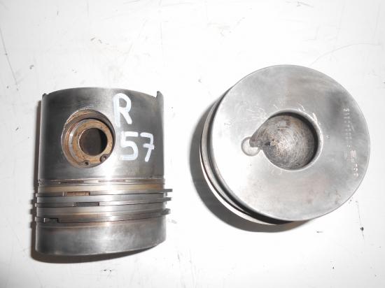 Piston tracteur renault 57