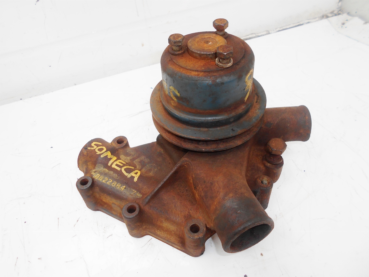 Pompe a eau tracteur someca 670 750