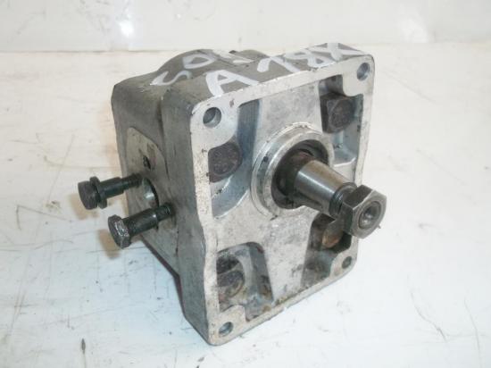 pompe-de-relevage-hydraulique-tracteur-someca-fiat-30-30b-315-reference-a18x.jpg