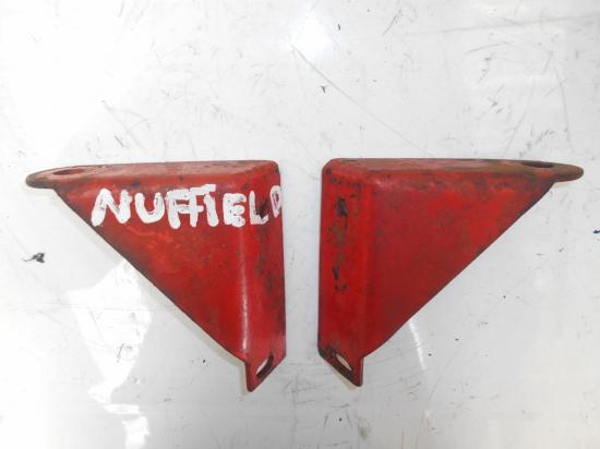 Supports de phares tracteur nuffield
