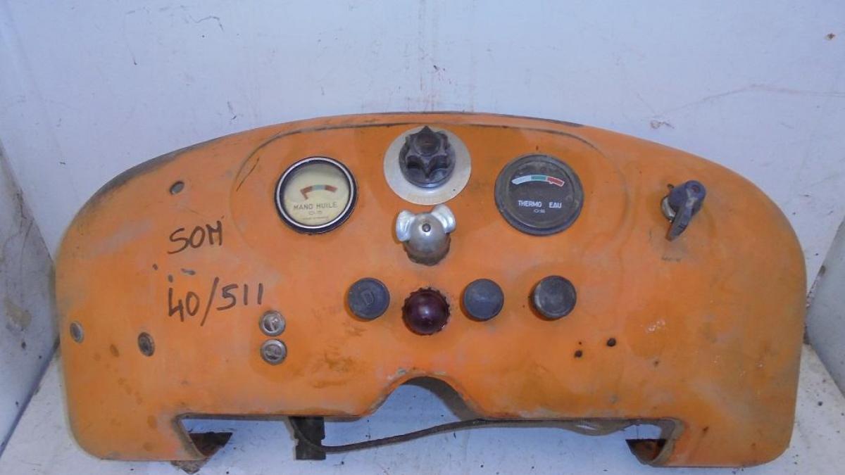 Tableau de bord tracteur someca 40 511 som40