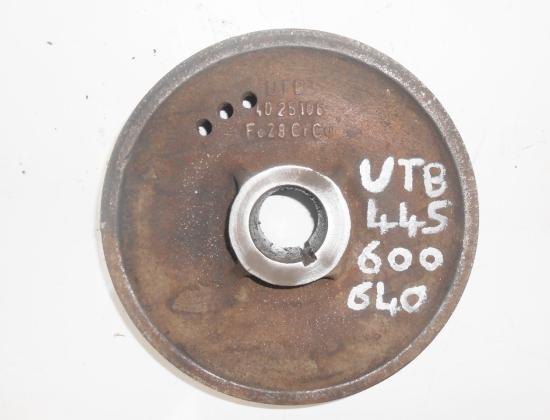 Tambour de frein tracteur universal utb 445 600 640 1