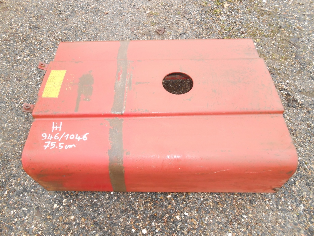 Capot carrosserie tracteur agricole mc cormick international ih 946 1046