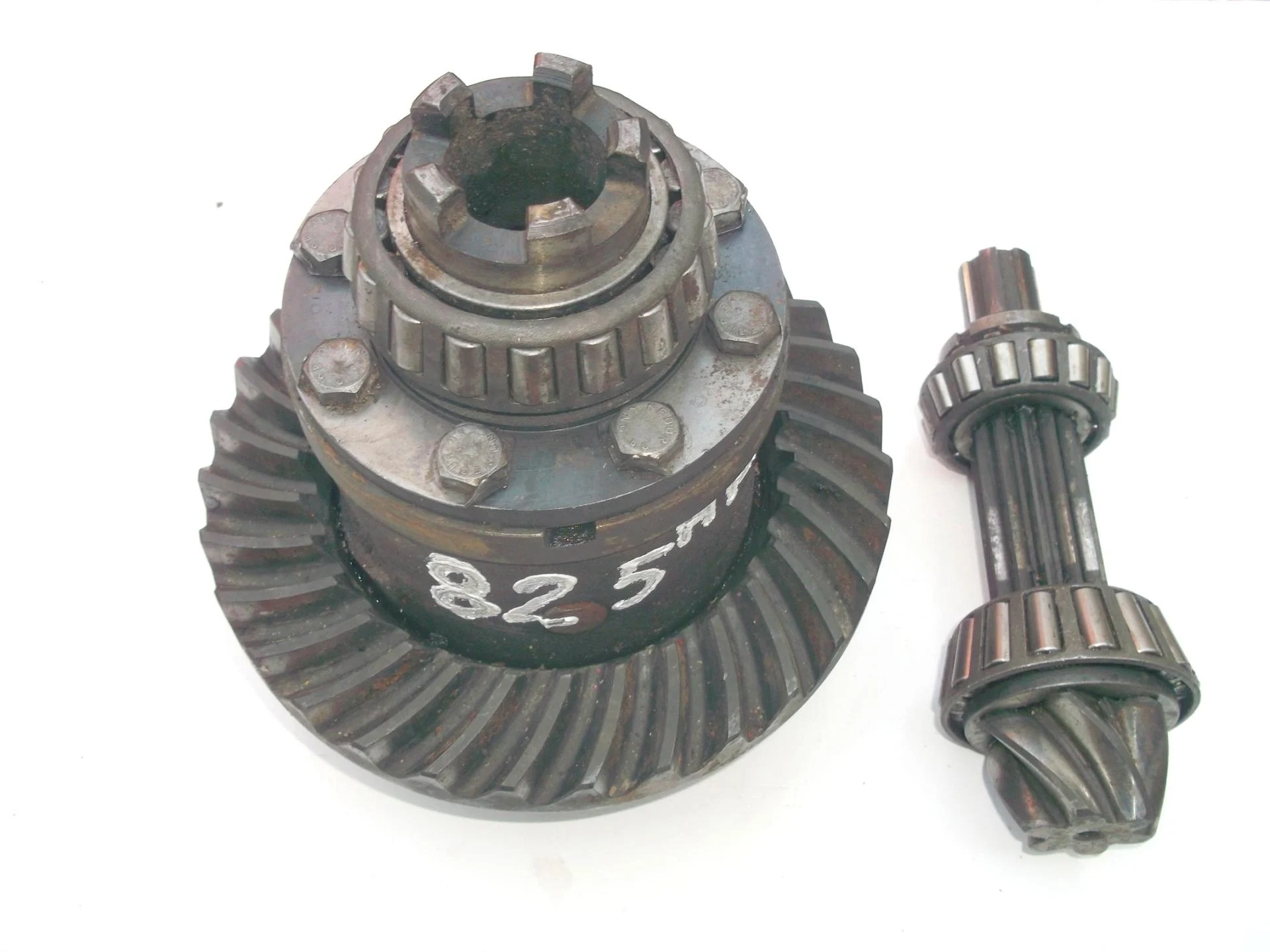 Diiferentiel arriere tracteur massey 25 30 130 825 830
