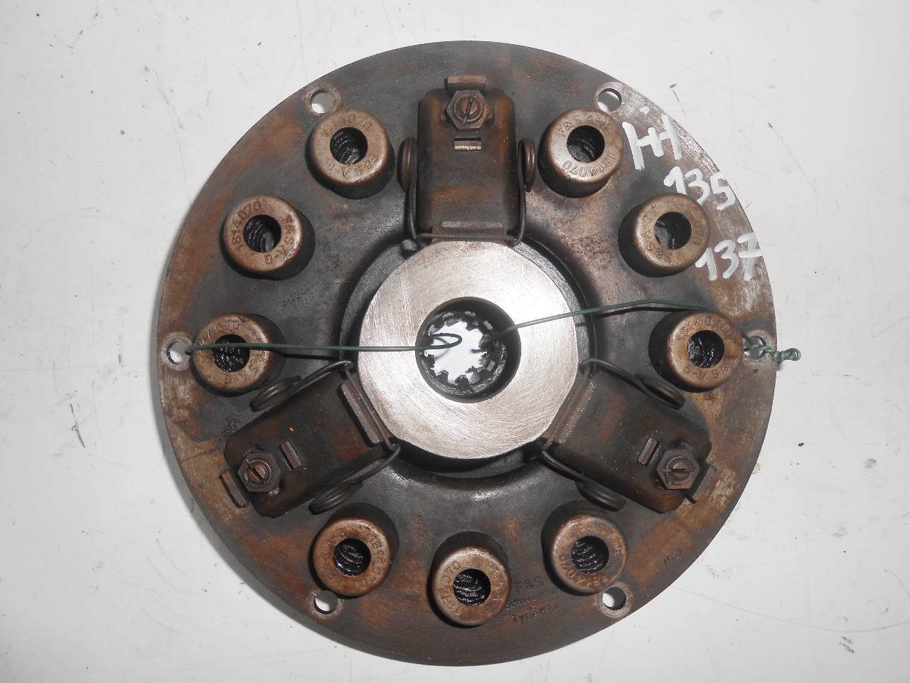 Mecanisme embrayage tracteur international mc cormick f 135 137