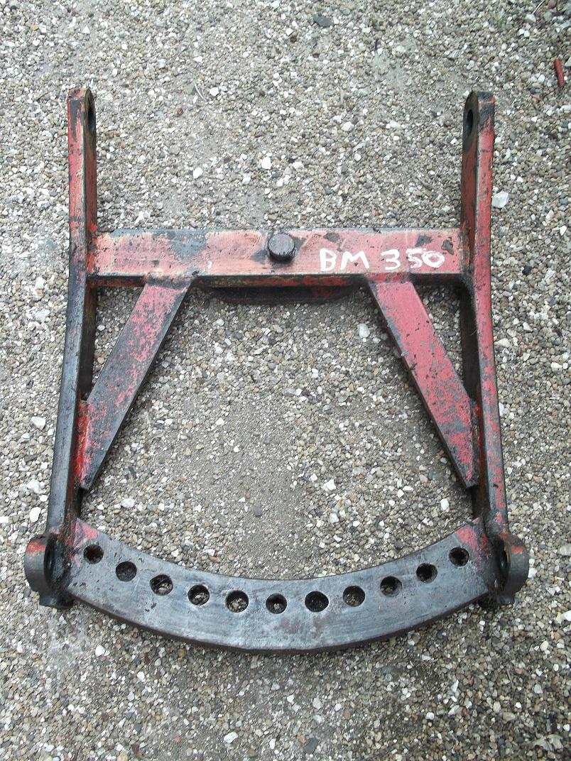 Support de barre attelage tracteur bolinder bm350 bm 350
